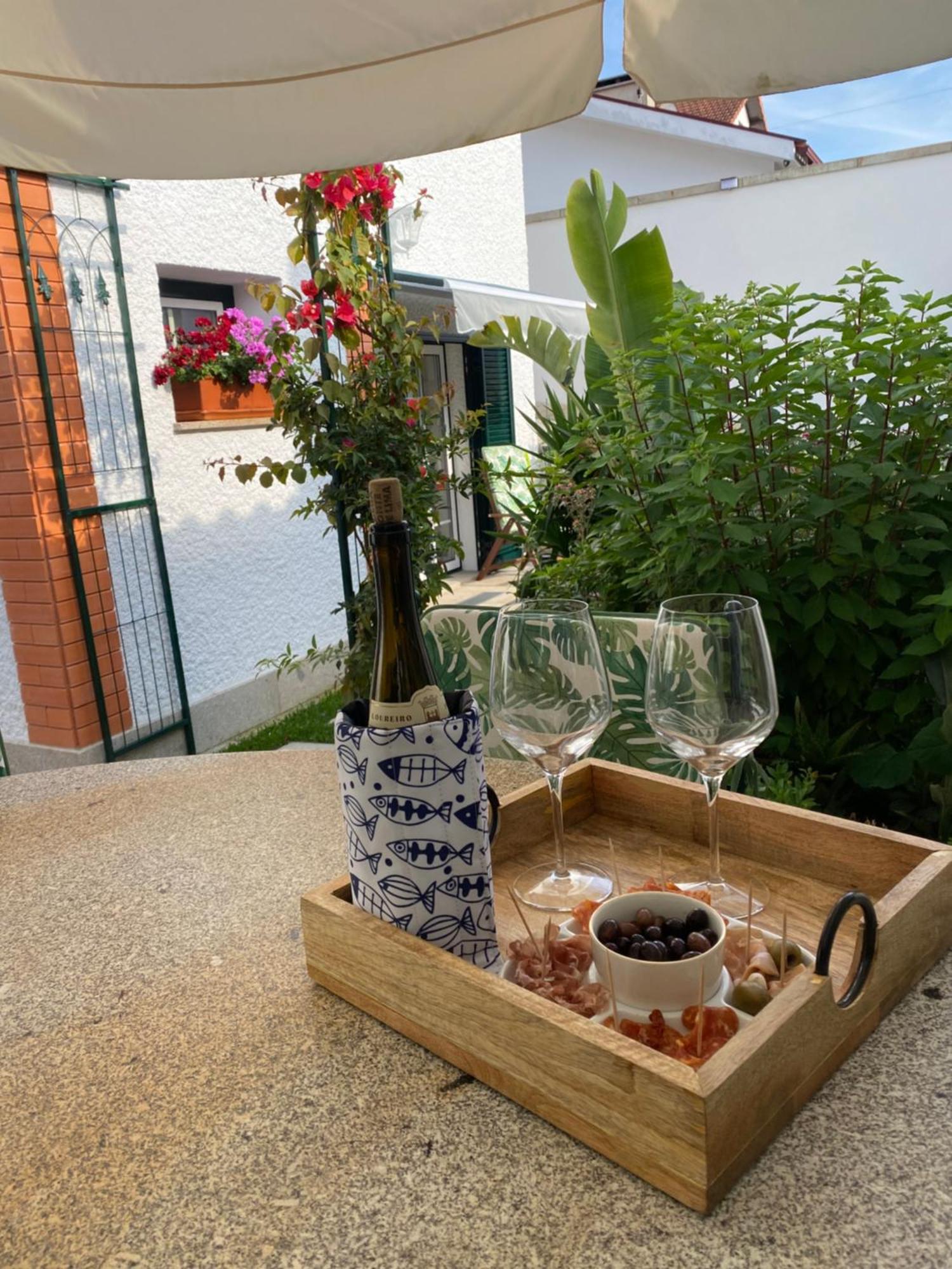 Flowers & Faces Guesthouse Ponte de Lima Εξωτερικό φωτογραφία